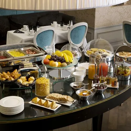 De Buci 4* باريس