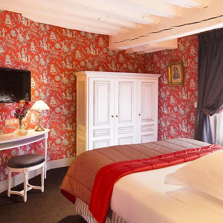 Hotell De Buci 4*