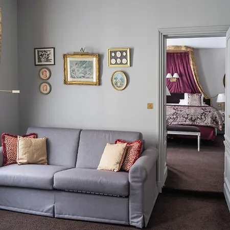 ホテル De Buci 4*