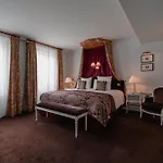 De Buci מלון 4*