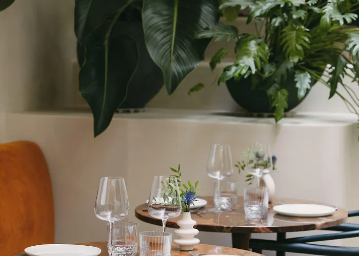 ホテル De Buci 4*