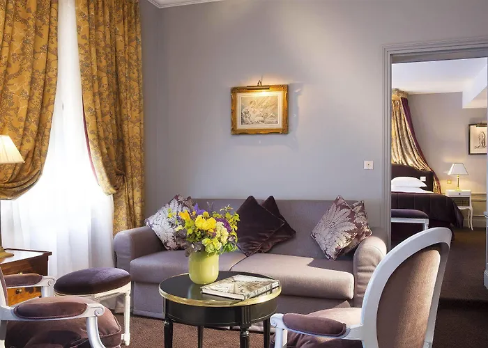 Hotel De Buci 4*
