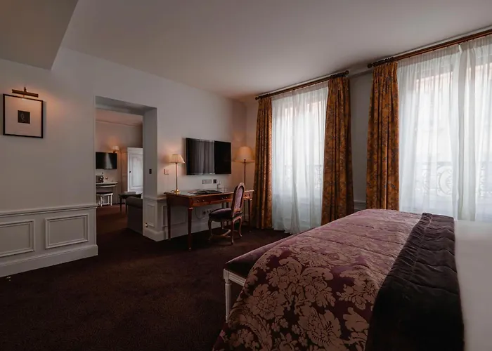 Hotel De Buci 4*